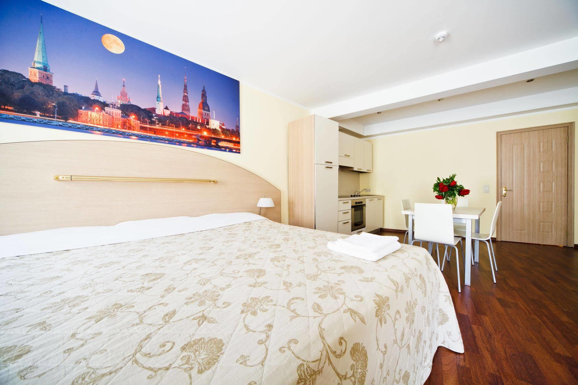 Aparthotel Autosole Рига Экстерьер фото