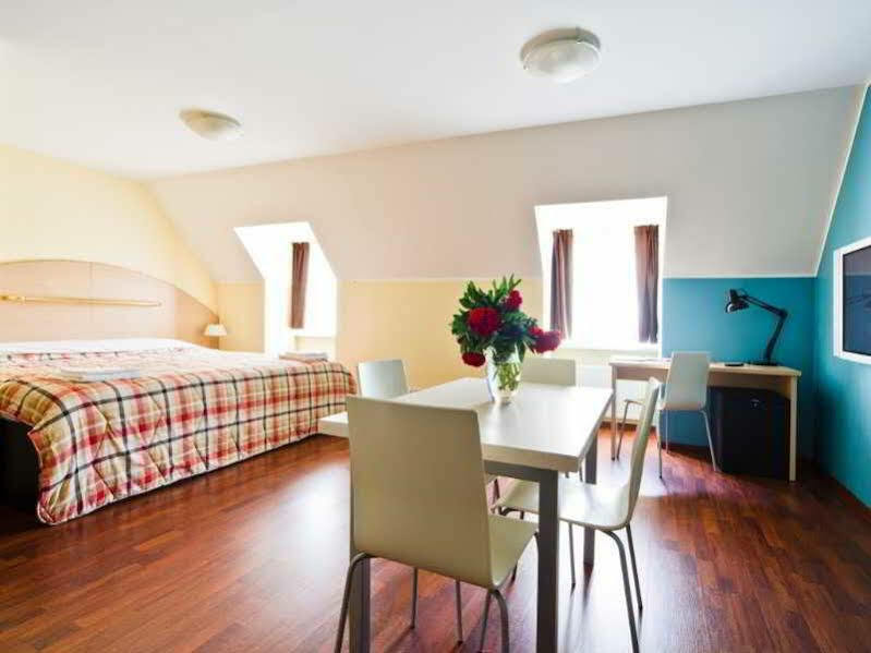 Aparthotel Autosole Рига Экстерьер фото